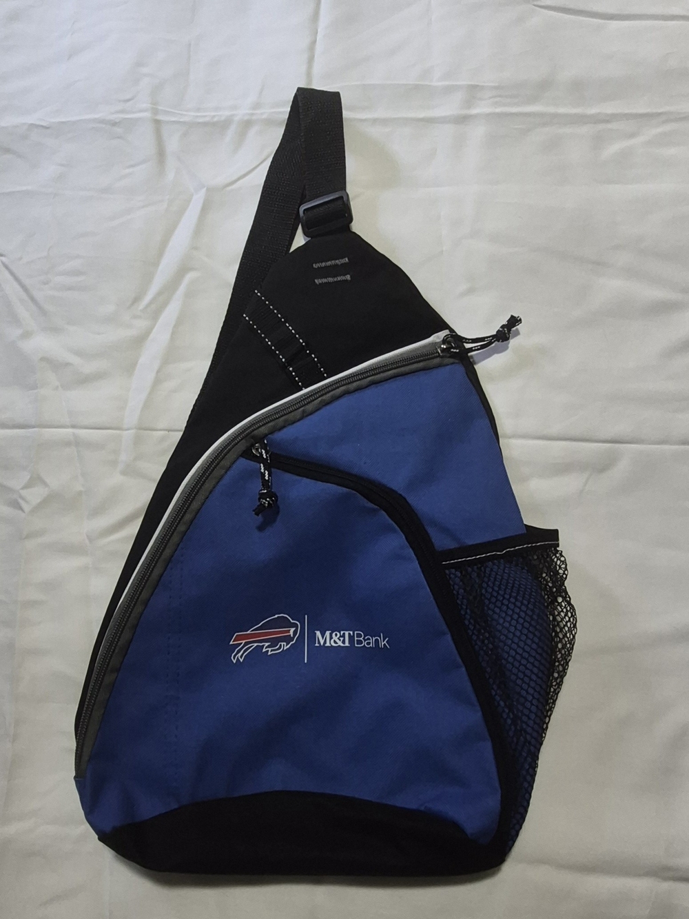 Buffalo Bills M&T crossbody sling shoulder bag with water bottle mesh Pocket